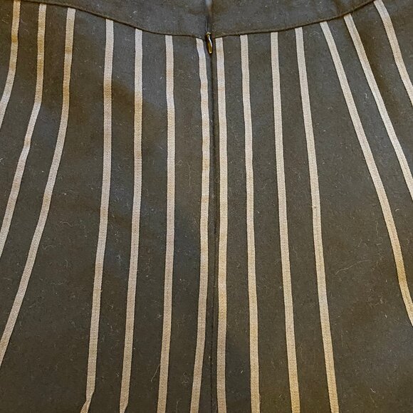 Boden Wool Skirt with Ribbon Design Size 12R (UK Sizing) - Picture 11 of 11